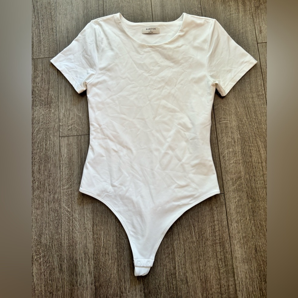 White t shirt bodysuit